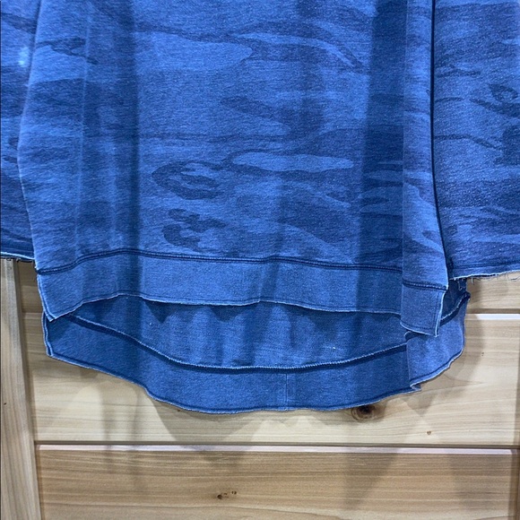 White Crow Blue Camo Tunic - Picture 4 of 7